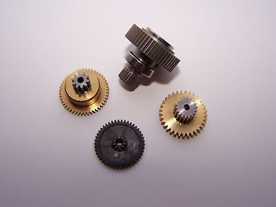 FUTABA SERVO GEAR SET (2 BALL BRNG/METAL GEAR) #S-9402