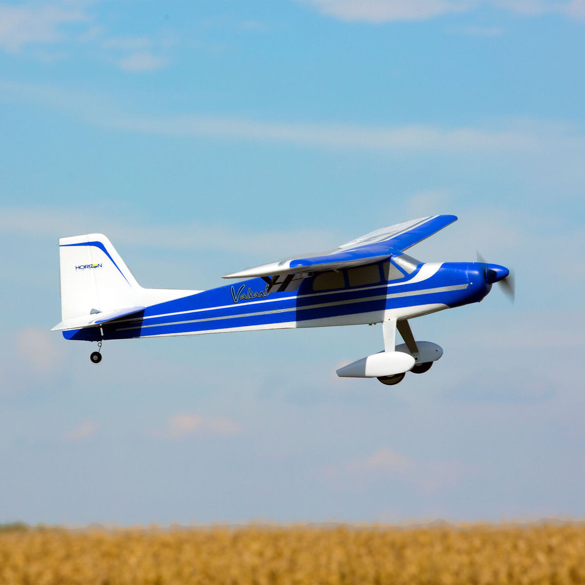 EFL49500 Valiant 1.3m BNF Basic with AS3X and SAFE Select