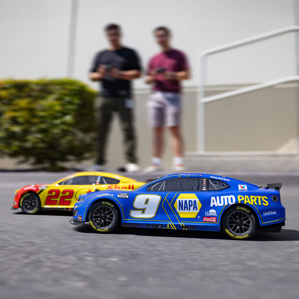 LOS1122509 1/12 NASCAR 2025 Chase Elliott No. 9 NAPA (Battery & Charger Included)