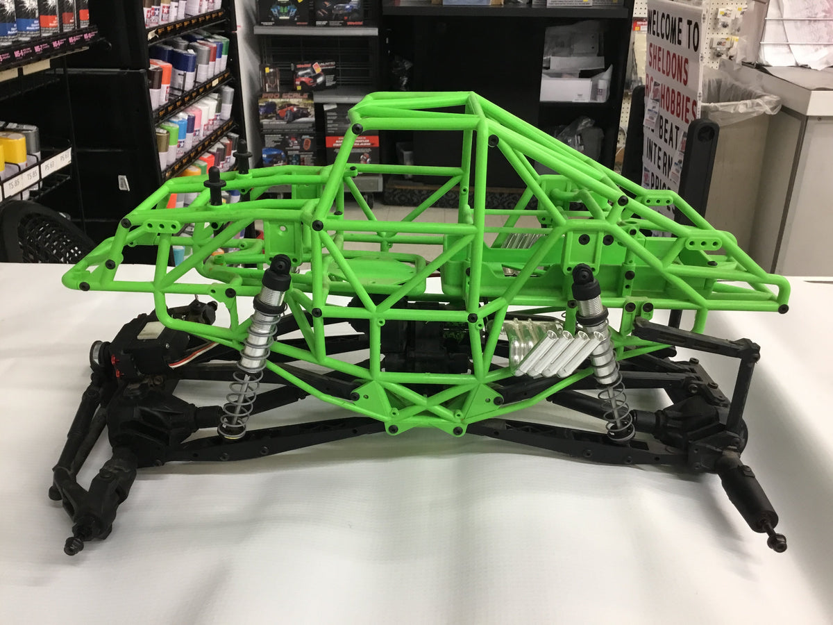 Axial SMT GraveDigger Roller