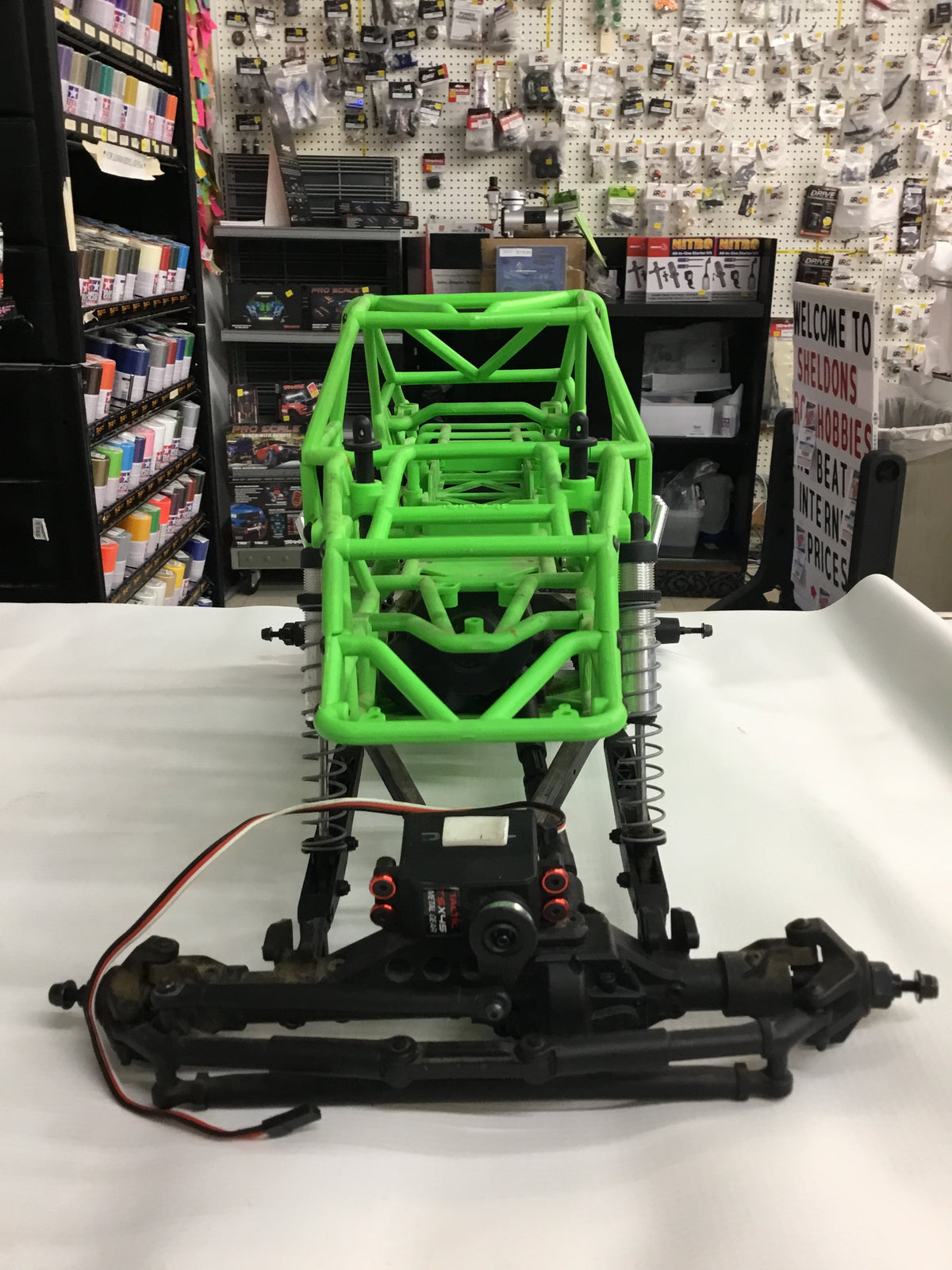 Axial SMT GraveDigger Roller