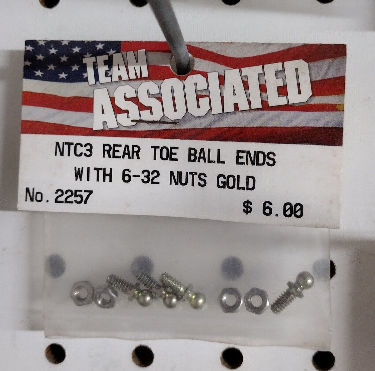 Team Associated 2257 NTC3 Rear toe ballends with 6-3 nuts gold