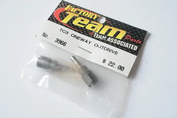 Team Associated # 3966 TC3 One-Way Outdrives