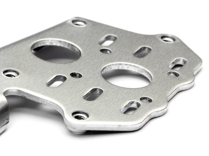 HPI #72120 - ENGINE PLATE (NITRO RUSH)