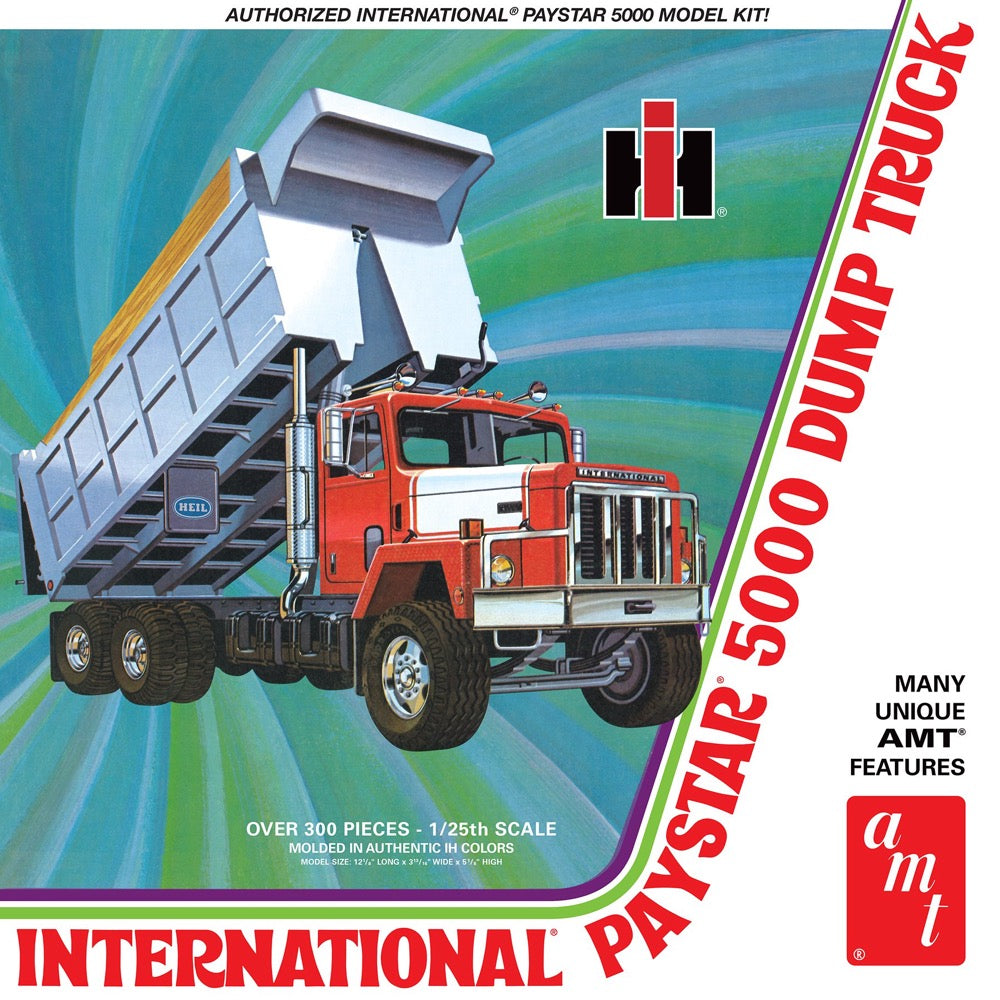 1/25 IH Paystar 5000 Dump Truck - AMT1381