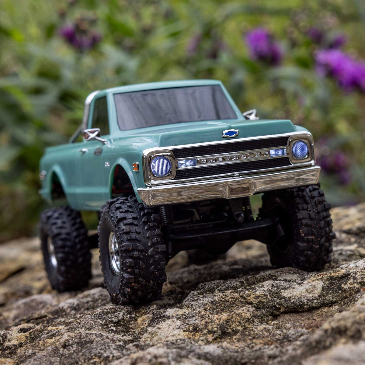 AXI-2260T1 1/30 SCX30 Chevrolet K10 (Battery & Charger Included)