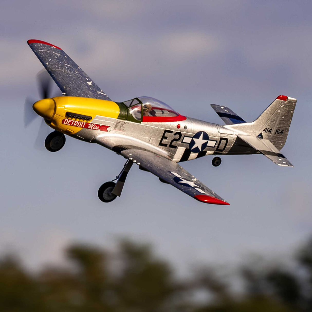 EFLU7350 UMX P-51D Mustang “Detroit Miss” BNF Basic with AS3X and SAFE Select