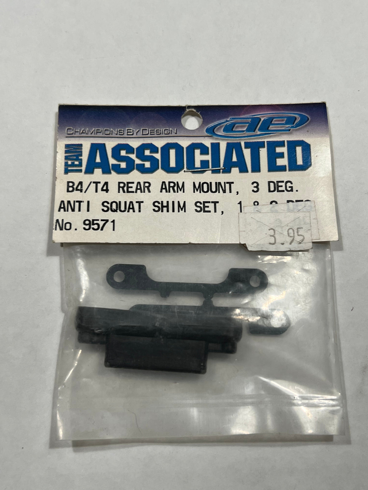 B4/T4 REAR ARM MOUNT. 3 DEG ANTI SQUAT SHIM SET-ASC9571