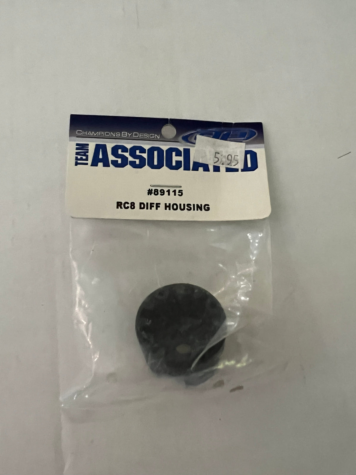 RC8 DIFF HOUSING-ASC89115