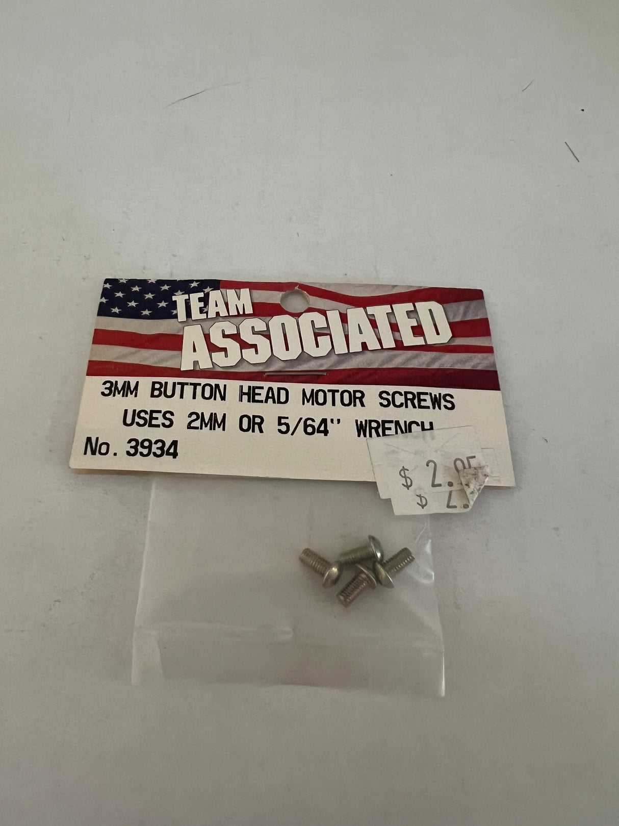 3MM BUTTON HEAD MOTOR SCREWS USES 2MM OR 5/64'' WRENCH-ASC2924