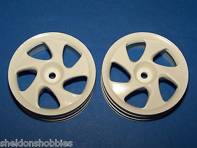 PRO-LINE (STANDARD SEDAN) TYPHOON SUPER NARROW WHEEL (WHITE) #2624W