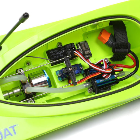 Lucas Oil 17" Power Boat Racer Self-Righting Deep-V RTR - PRB08044T2 - PRB08044T2