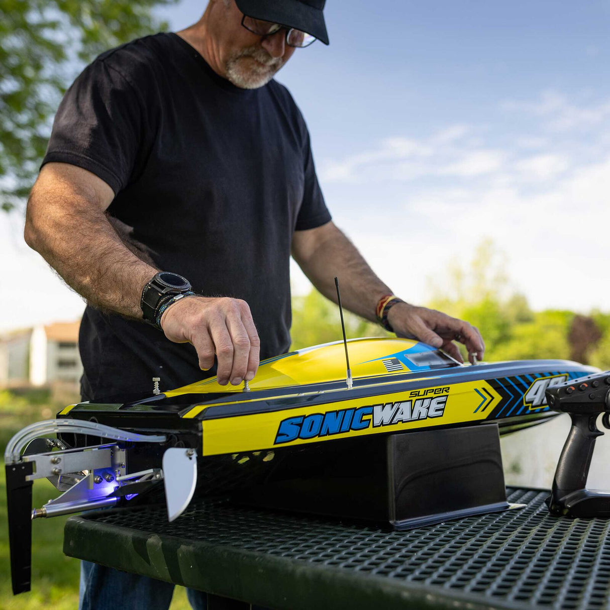 PRB08052 Super Sonicwake 48" 8S Self-Righting Brushless Deep-V RTR