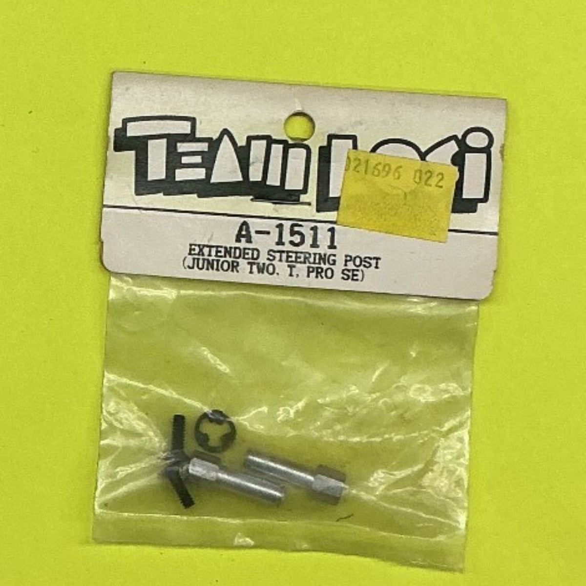 LOSA1511 EXTENDED STEERING POST (JUNIOR TWO. T. PRO SE)