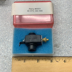 Perry #4501; ID 375; OD:590 (carburetor)
